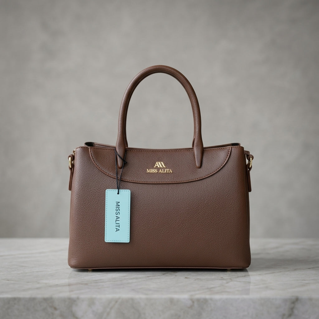 Timeless Luxe Carryall – Elegant Everyday Handbag