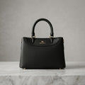 Timeless Luxe Carryall – Elegant Everyday Handbag