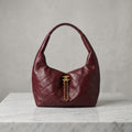 Elegant Quilted Shoulder Bag with Gold Chain Detail